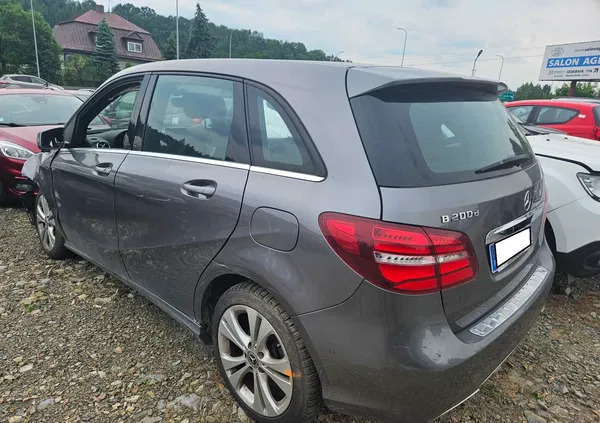 samochody osobowe Mercedes-Benz Klasa B cena 37700 przebieg: 56000, rok produkcji 2018 z Krynica-Zdrój